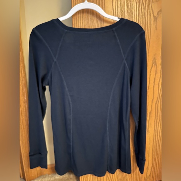Lularoe Cozy Collection-Hazel Long Sleeve V-Neck Top - Picture 2 of 3